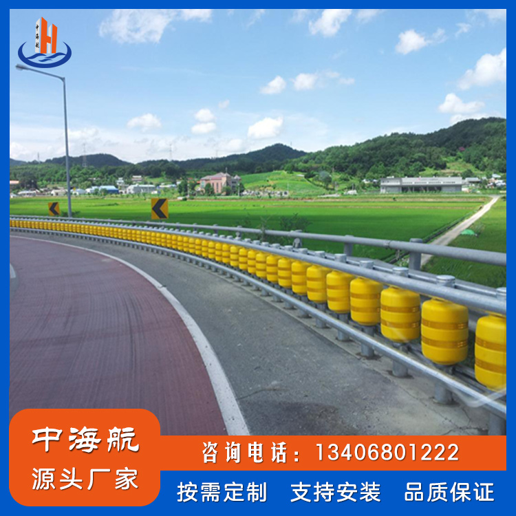 公路旋轉(zhuǎn)桶防護(hù)欄